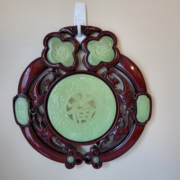 Faux Jade and Resin Decorative Chinese Wall Hanging - Picture 2 of 15